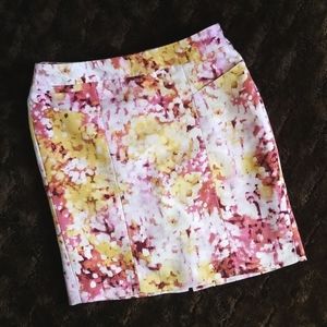 Ann Taylor LOFT Petites Watercolor Print Skirt - Size 4P